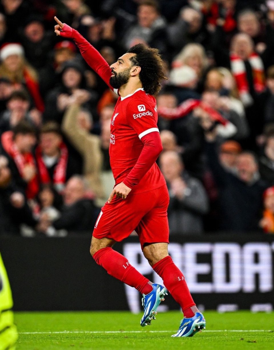 开云体育-包含萨拉赫回归赛场，高光表现首场状态亮眼，西班牙队观众沸腾！的词条